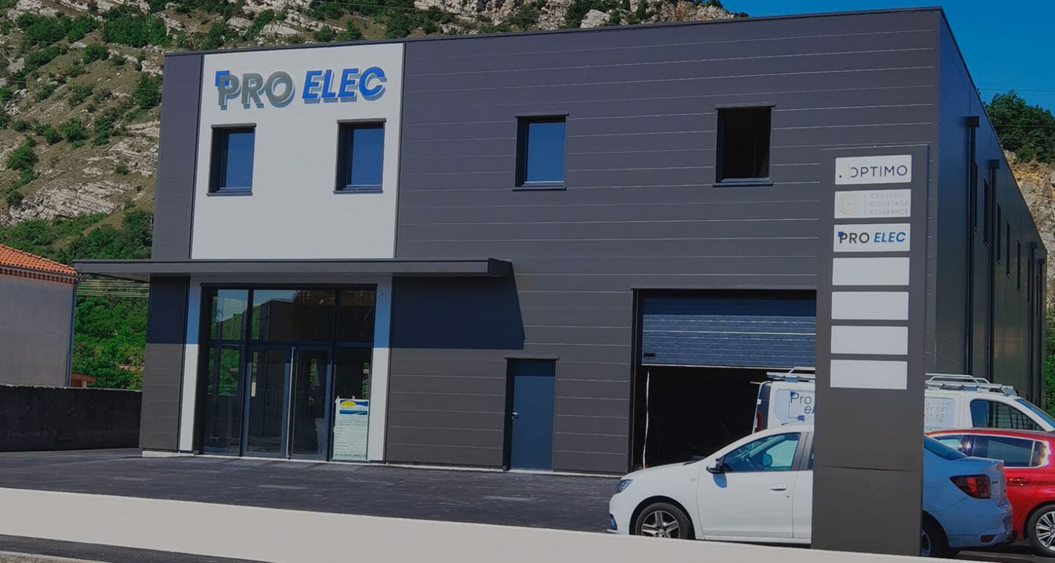PRO ELEC, expert en électricité pour les professionnels (tertiaire et industriel) et particuliers sur la Drôme et l'Ardèche.